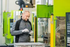 precision-engineering-1-1500x1000